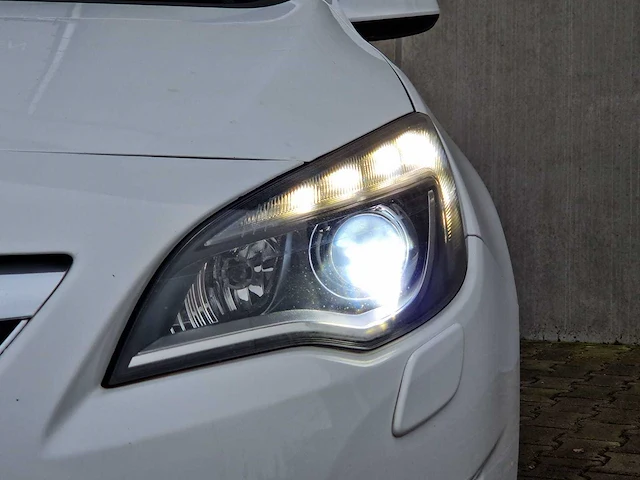 Opel - 2010 - astra - 1.6 turbo cosmo - 25-nsj-8 - automaat - afbeelding 26 van  26