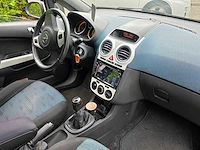 Opel - 2011 - corsa - 1.3 cdti ecof.s ed. - 17-ptl-4 - afbeelding 4 van  13