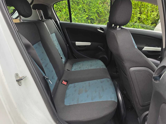 Opel - 2011 - corsa - 1.3 cdti ecof.s ed. - 17-ptl-4 - afbeelding 5 van  13