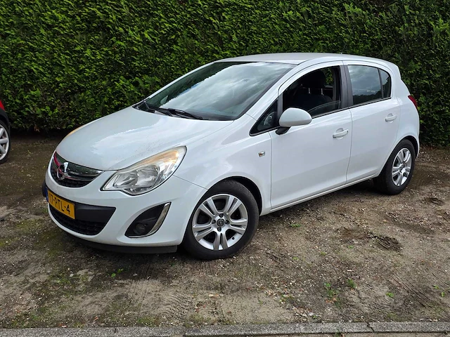 Opel - 2011 - corsa - 1.3 cdti ecof.s ed. - 17-ptl-4 - afbeelding 1 van  13