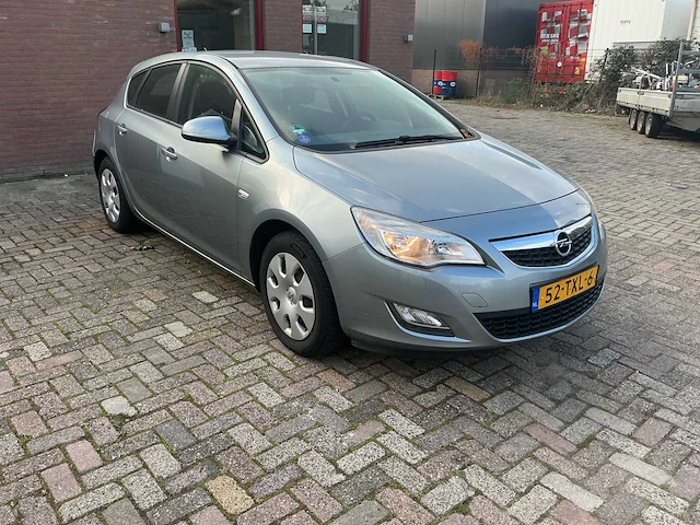 Opel - 2012 - astra - 1.4 turbo bns. edit. - personenauto - afbeelding 4 van  11