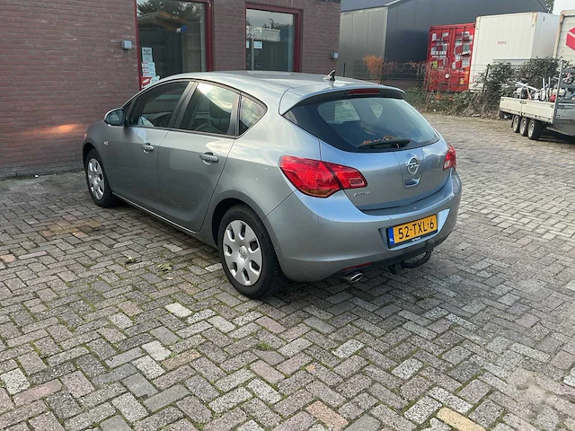 Opel - 2012 - astra - 1.4 turbo bns. edit. - personenauto - afbeelding 5 van  11