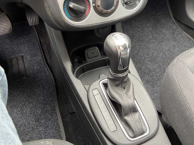 Opel - 2013 - corsa - 1.4-16v ann. edition - sx-126-j - afbeelding 4 van  16