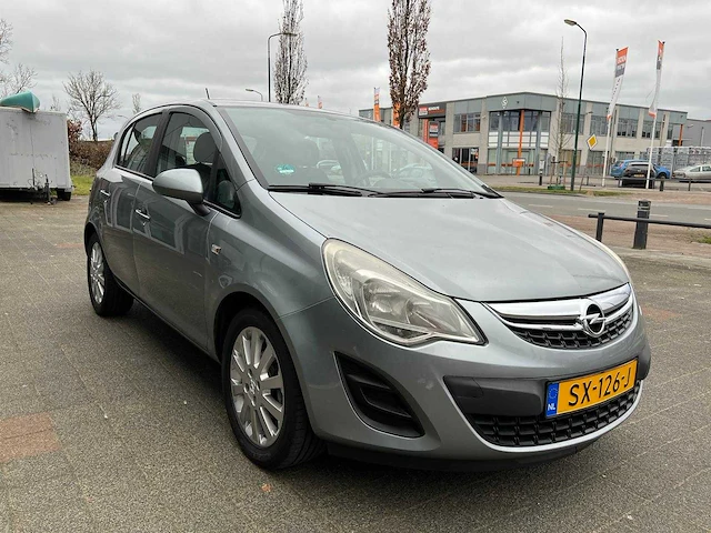 Opel - 2013 - corsa - 1.4-16v ann. edition - sx-126-j - afbeelding 9 van  16