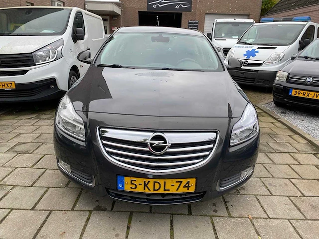 Opel - 2013 - insignia - 2.0 cdti ecof. d.ed. - 5-kdl-74 - afbeelding 12 van  25