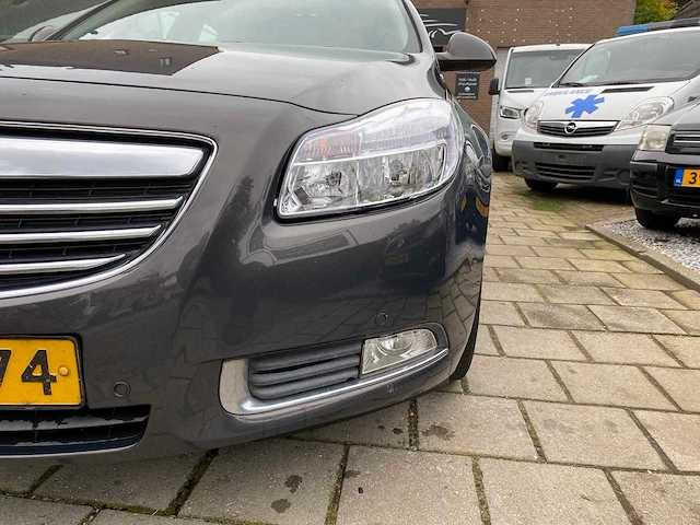 Opel - 2013 - insignia - 2.0 cdti ecof. d.ed. - 5-kdl-74 - afbeelding 19 van  25
