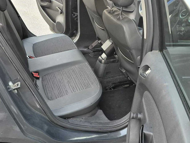 Opel - 2014 - corsa - 1.2-16v blitz - personenauto - afbeelding 2 van  13
