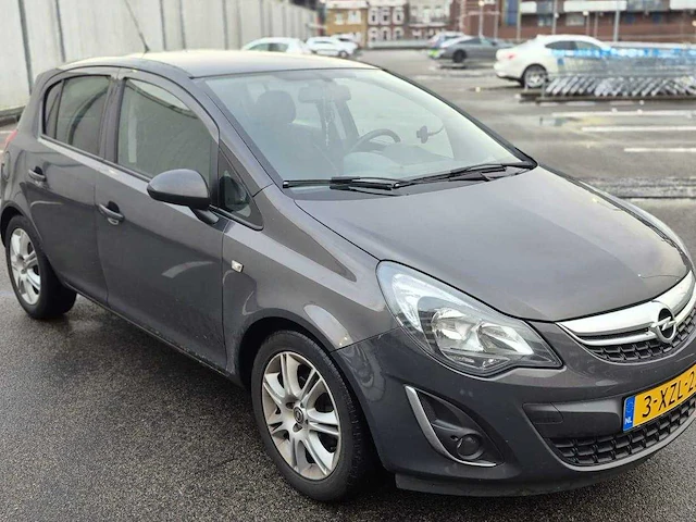 Opel - 2014 - corsa - 1.2-16v blitz - personenauto - afbeelding 1 van  13