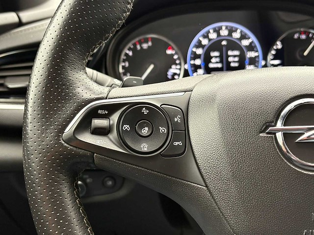 Opel - 2019 - insignia grand sport - 2.0 biturbo 4x4 gsi - jdv-14-v - afbeelding 2 van  26