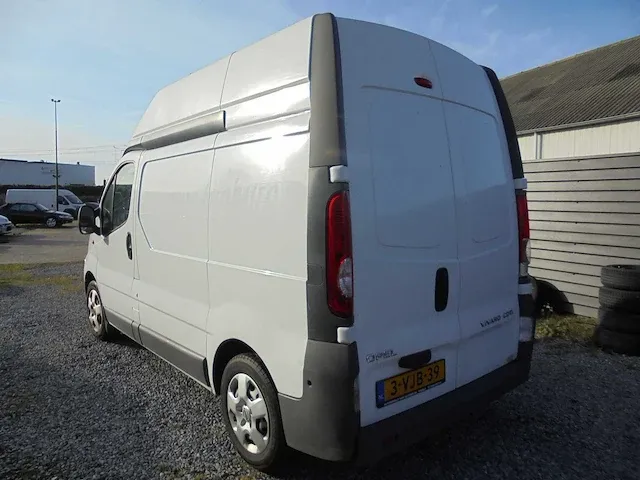 Opel - 2.5 cdti l1h2 - 3-vjb-39 - afbeelding 7 van  12