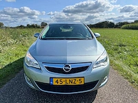 Opel - astra - 1.4 edition - 45-lnz-5 - 2010 - nap - afbeelding 11 van  12