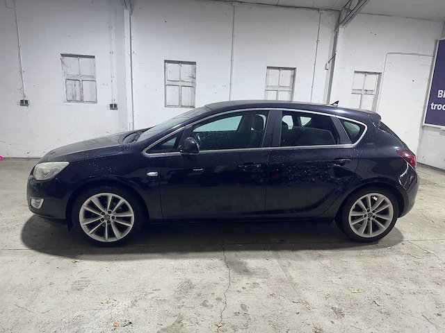 Opel - astra - 1.4 turbo cosmo - 99-ldp-5 - afbeelding 2 van  20