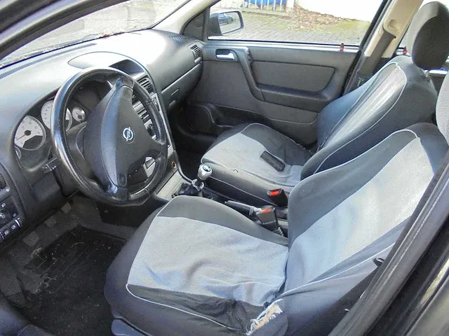 Opel - astra - 1.6-16v sport ed.ii - 65-jx-bx - afbeelding 8 van  11