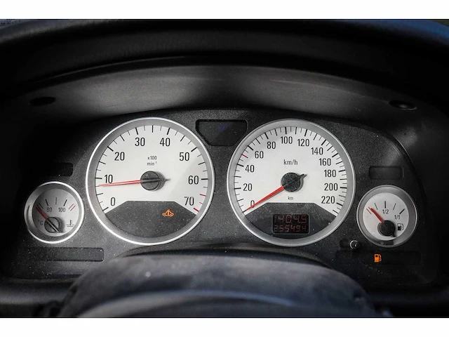 Opel - astra - 1.6-16v sport ed.ii 49-nl-fd - afbeelding 17 van  17
