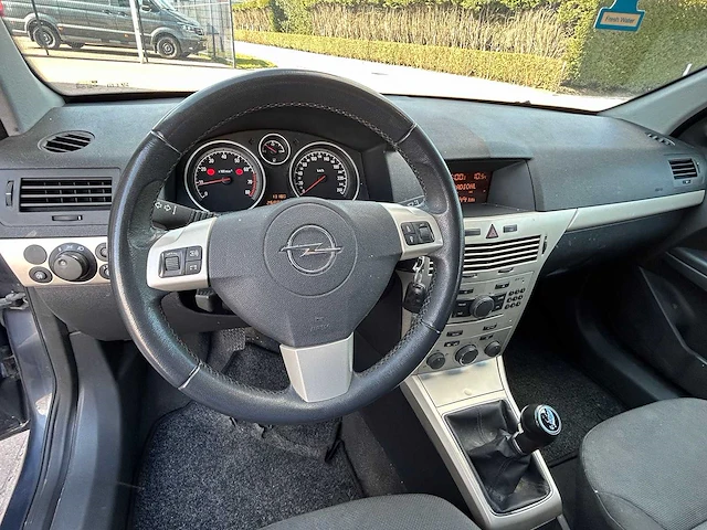 Opel - astra - 1.6 business - personenauto - afbeelding 12 van  12