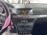 Opel - astra - 1.6 enjoy - 30-rl-rh - afbeelding 4 van  19