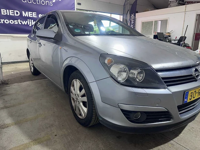 Opel - astra - 1.6 enjoy - 30-rl-rh - afbeelding 16 van  19