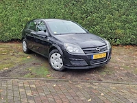 Opel - astra - 1.6 enjoy - 38-pn-zf - 2004 - nap - afbeelding 17 van  18