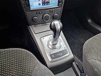 Opel - astra - 1.6 essentia - 94-xrp-7 - 2004 - afbeelding 3 van  20