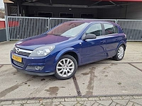 Opel - astra - 1.6 essentia - 94-xrp-7 - 2004 - afbeelding 12 van  20