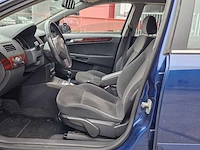 Opel - astra - 1.6 essentia - 94-xrp-7 - 2004 - afbeelding 18 van  20