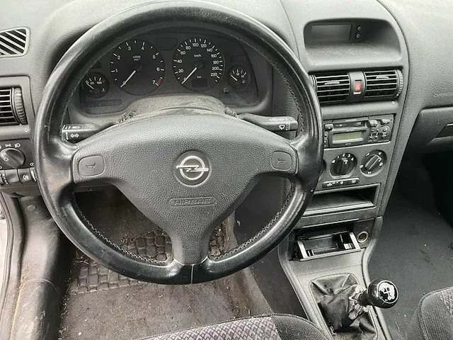 Opel - astra - 1.6 pearl - personenauto - 2000 - afbeelding 7 van  38