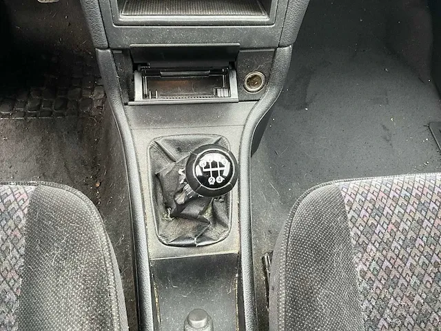 Opel - astra - 1.6 pearl - personenauto - 2000 - afbeelding 11 van  38