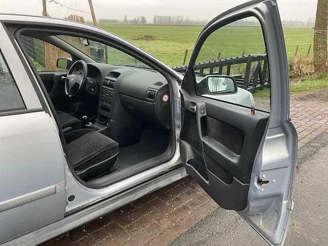Opel - astra - 1.6 pearl - personenauto - 2000 - afbeelding 14 van  38