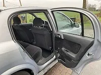 Opel - astra - 1.6 pearl - personenauto - 2000 - afbeelding 17 van  38