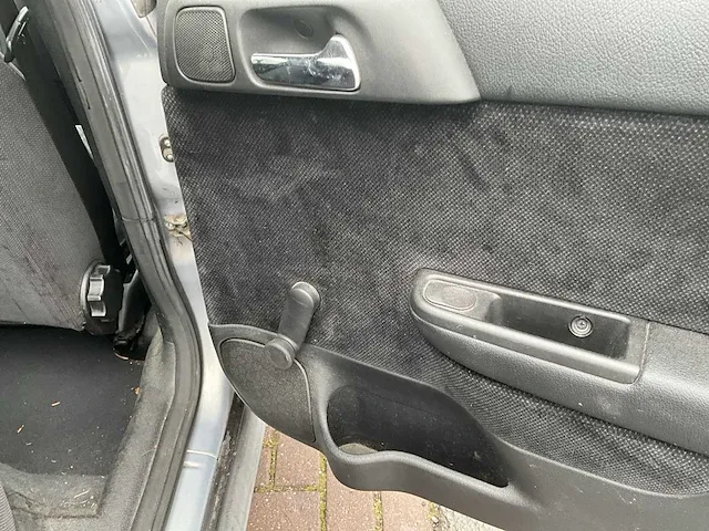 Opel - astra - 1.6 pearl - personenauto - 2000 - afbeelding 18 van  38