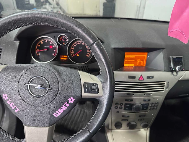 Opel - astra gtc - 1.4 temptation - 64-zd-ns - afbeelding 10 van  20