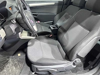Opel - astra gtc - 1.4 temptation - 64-zd-ns - afbeelding 15 van  20