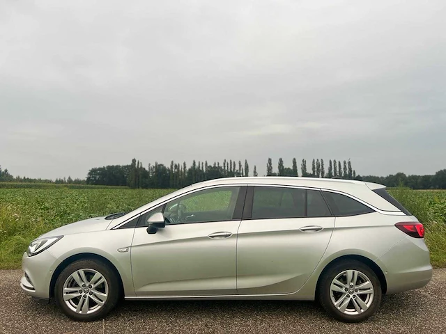Opel - astra sports tourer - 1.6 cdti innovation - h-036-zp - 2019 - afbeelding 8 van  15