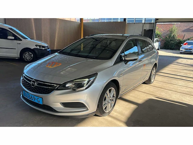Opel - astra sports tourer - 1.6 cdti online ed. - personenauto - afbeelding 1 van  14