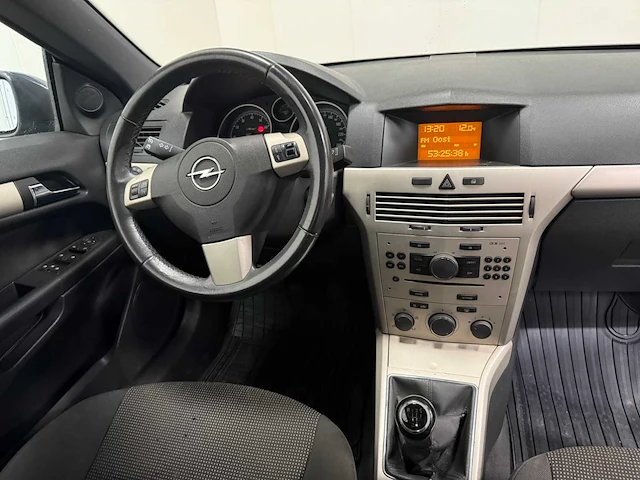 Opel - astra twintop - personenauto - 2008 - afbeelding 7 van  30