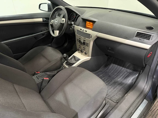 Opel - astra twintop - personenauto - 2008 - afbeelding 9 van  30