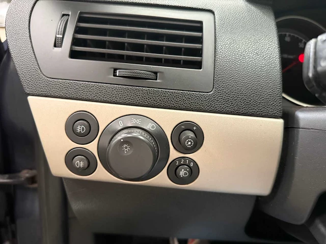 Opel - astra twintop - personenauto - 2008 - afbeelding 11 van  30