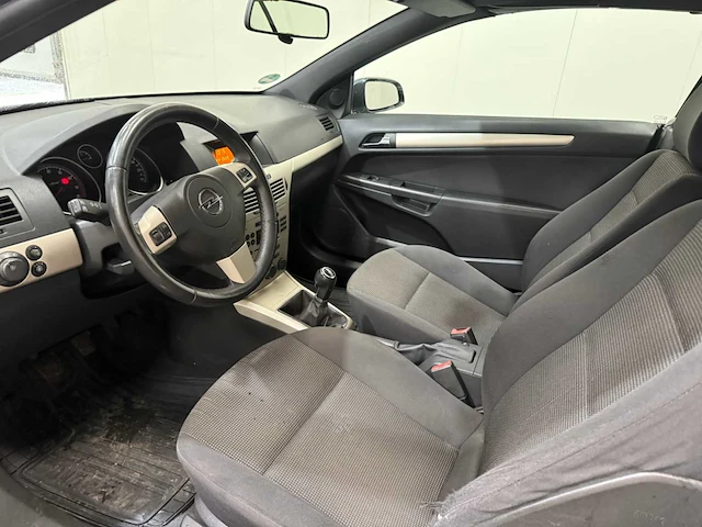 Opel - astra twintop - personenauto - 2008 - afbeelding 14 van  30