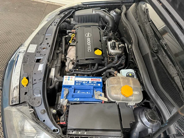 Opel - astra twintop - personenauto - 2008 - afbeelding 18 van  30