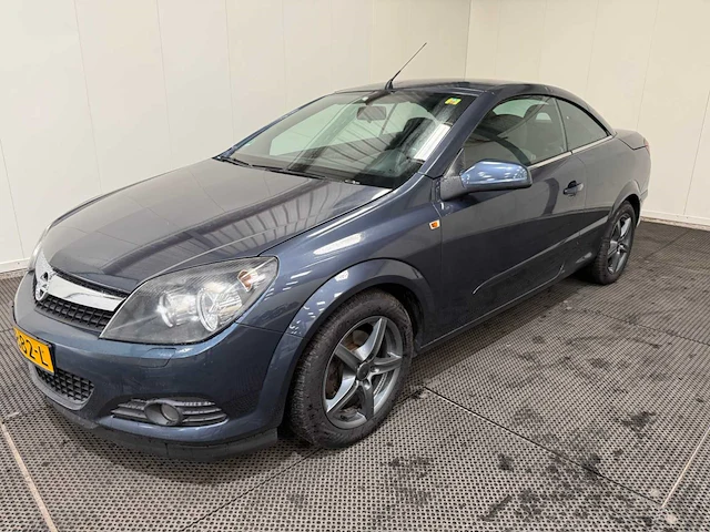 Opel - astra twintop - personenauto - 2008 - afbeelding 23 van  30