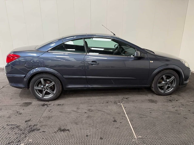 Opel - astra twintop - personenauto - 2008 - afbeelding 26 van  30