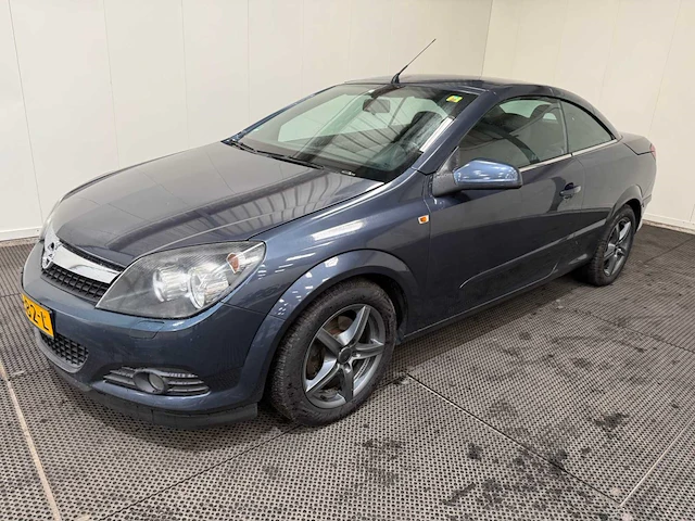 Opel - astra twintop - personenauto - 2008 - afbeelding 28 van  30