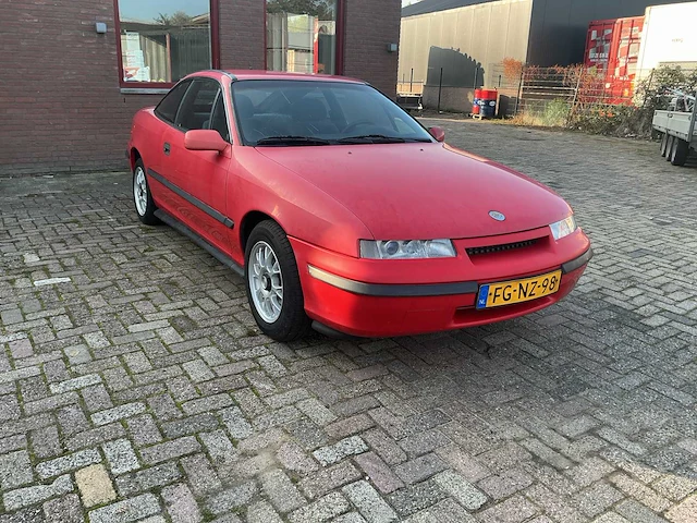 Opel - calibra - 2.0i - youngtimer > 15 - afbeelding 3 van  10