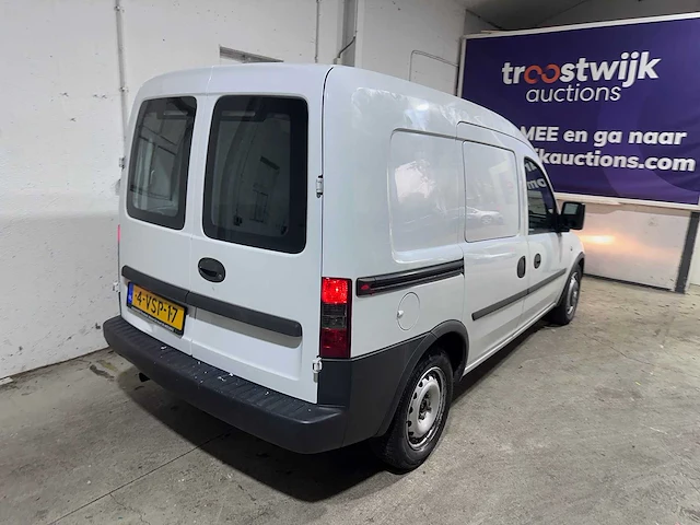 Opel - combo - 1.3 cdti base - 4-vsp-17 - afbeelding 15 van  19