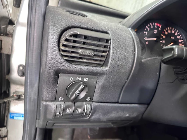 Opel - combo - 1.3 cdti base - 9-vrb-21 - afbeelding 4 van  17