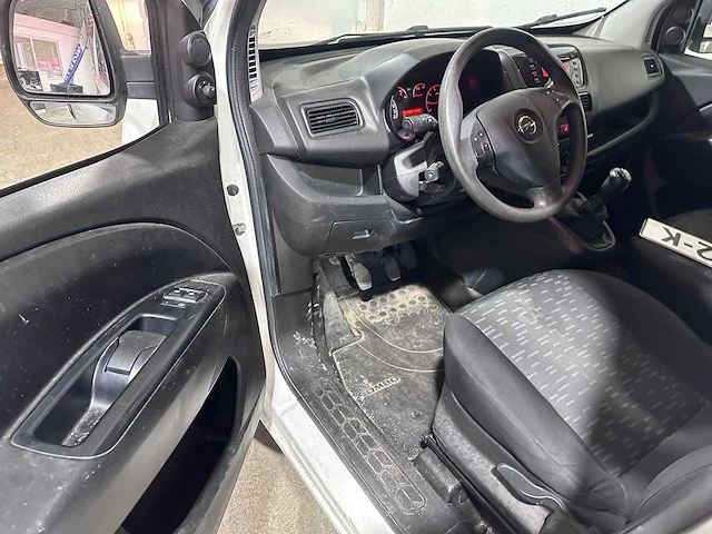 Opel - combo - 1.3 cdti l1h1 ecofl. - vd-502-k - afbeelding 2 van  21