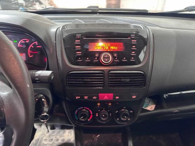 Opel - combo - 1.3 cdti l1h1 ecofl. - vd-502-k - afbeelding 7 van  21