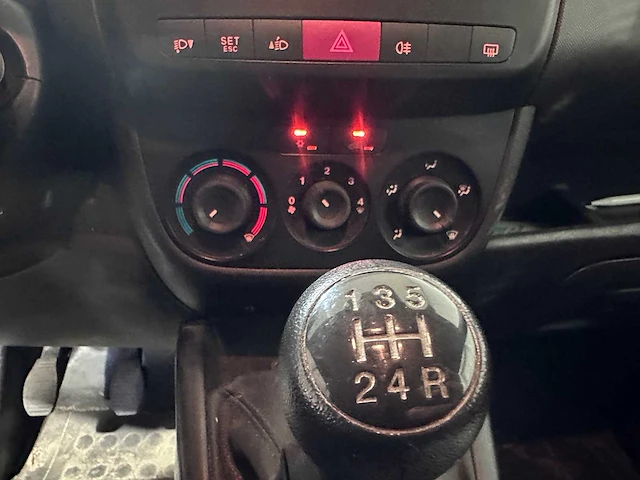 Opel - combo - 1.3 cdti l1h1 ecofl. - vd-502-k - afbeelding 8 van  21
