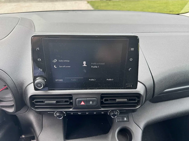 Opel - combo - 1.6d l1h1 edition - v-719-xr - 2019 - afbeelding 8 van  23