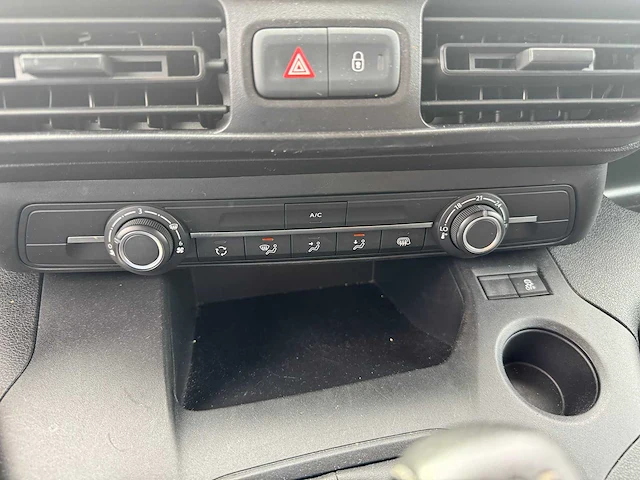 Opel - combo - 1.6d l1h1 edition - v-719-xr - 2019 - afbeelding 9 van  23